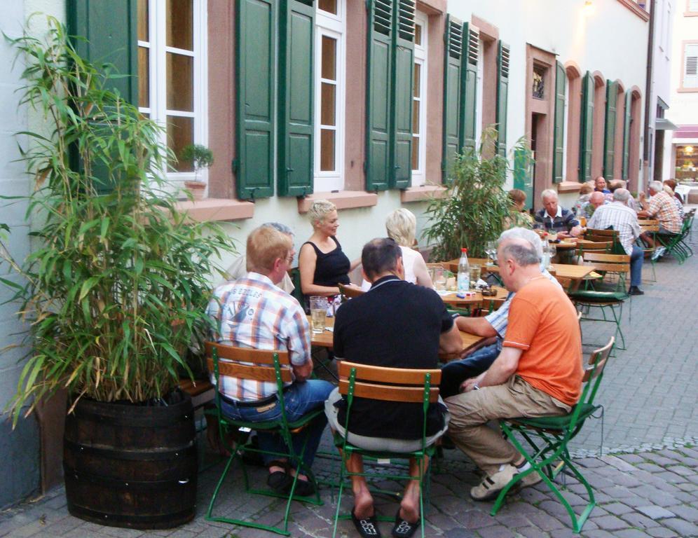 Weinstube Schwarzamsel *